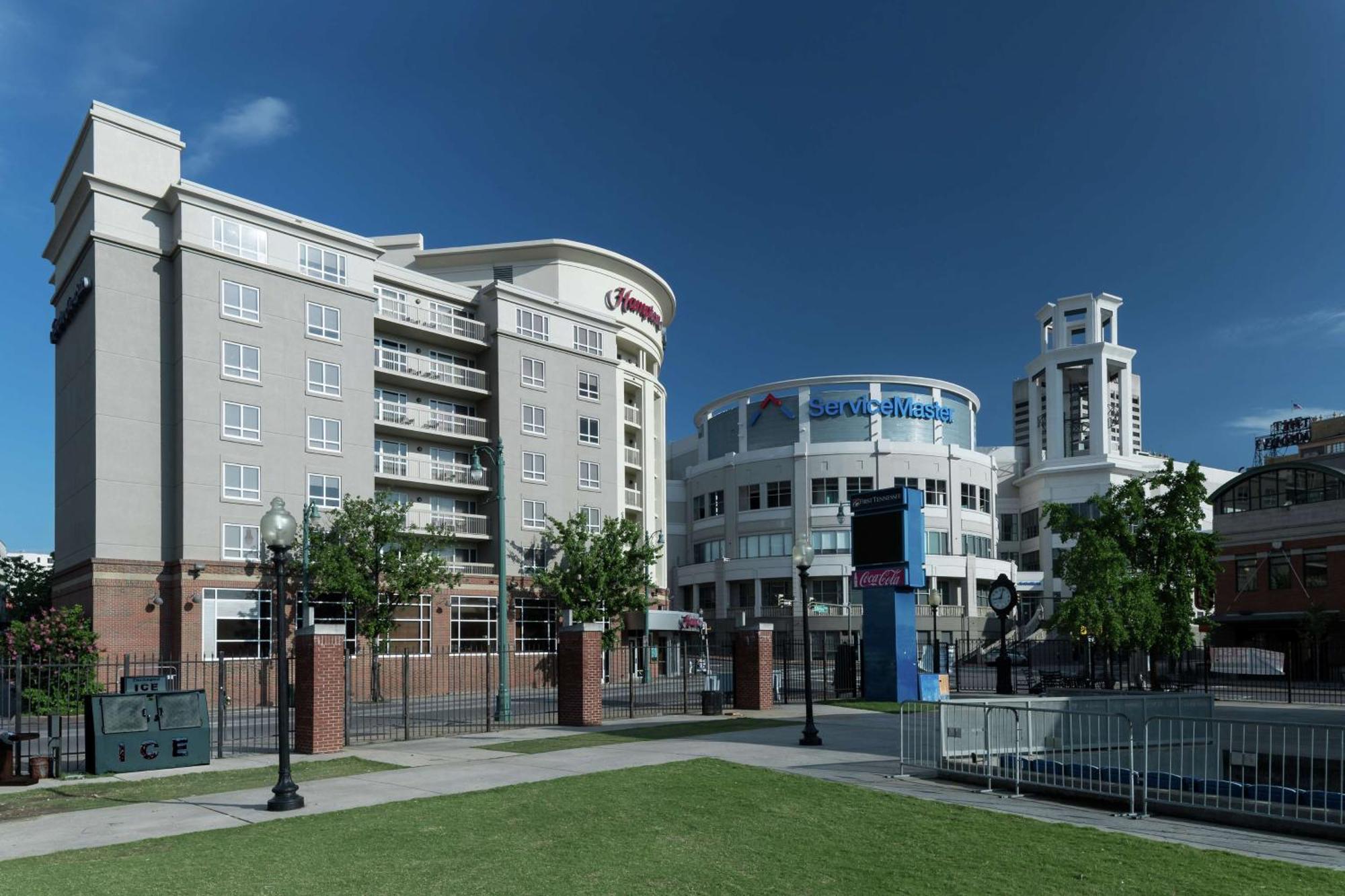 Hampton Inn & Suites Memphis-Beale Street Exterior photo